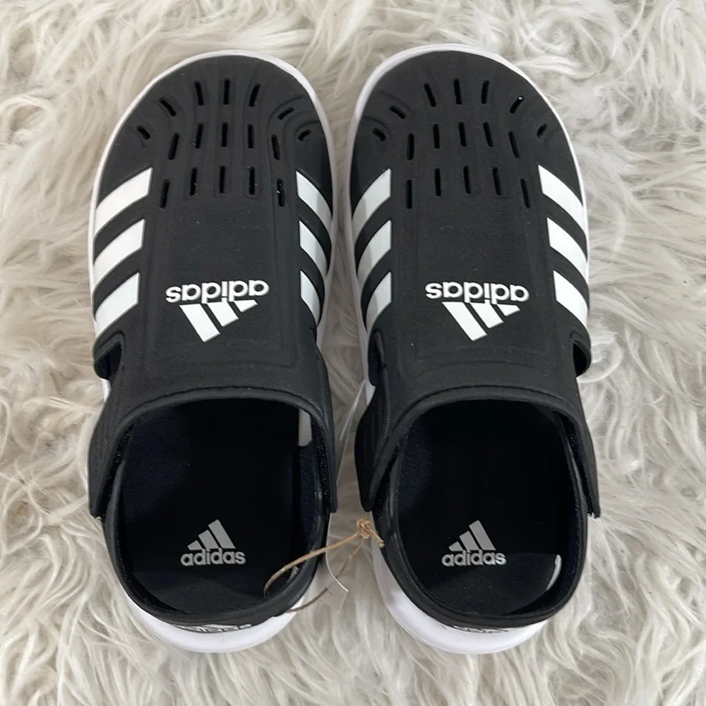 ADIDAS Closed Toe Water Sandals Velcro Black & White Kid’s Size 2 NEW
